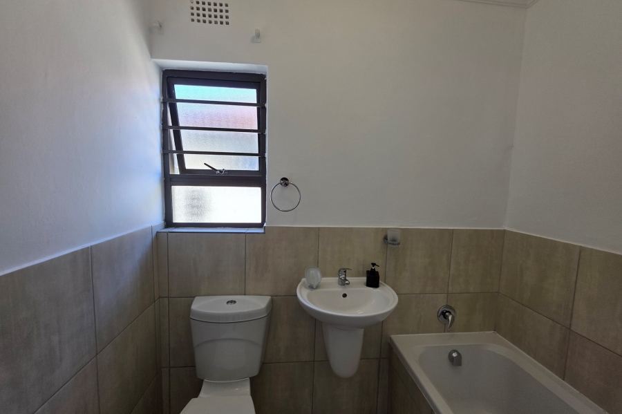 2 Bedroom Property for Sale in Westridge Western Cape